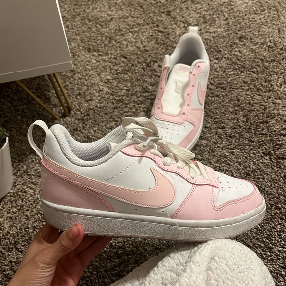 Nike Shoes - Nike Shoes